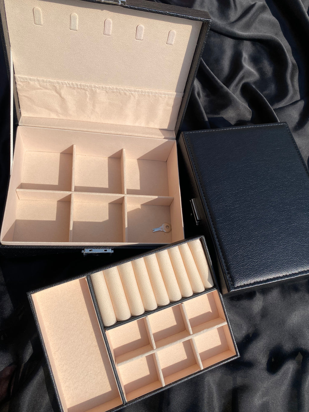 Dual-layer jewellery box with lock 🎀 ( black )