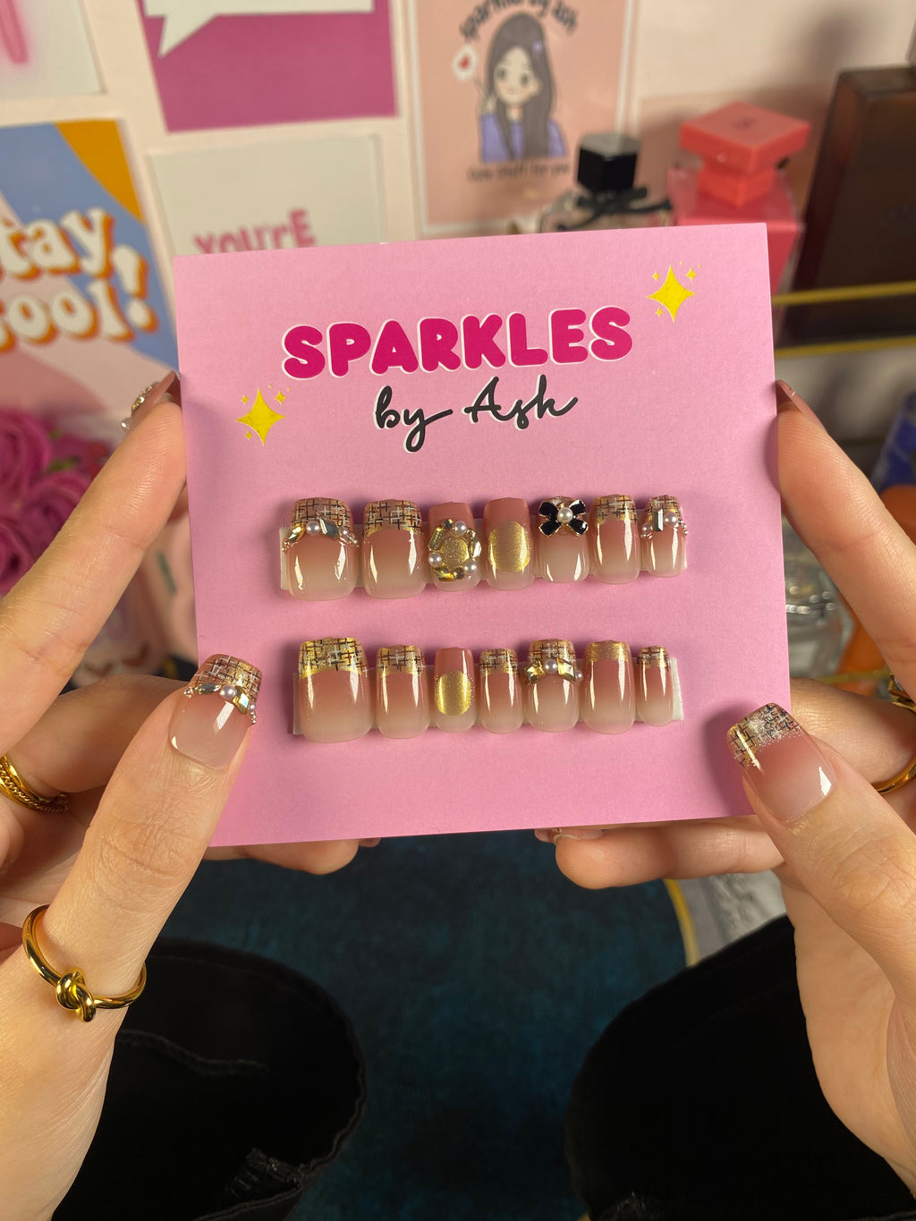 Blingy nude nails🌷(free application kit)