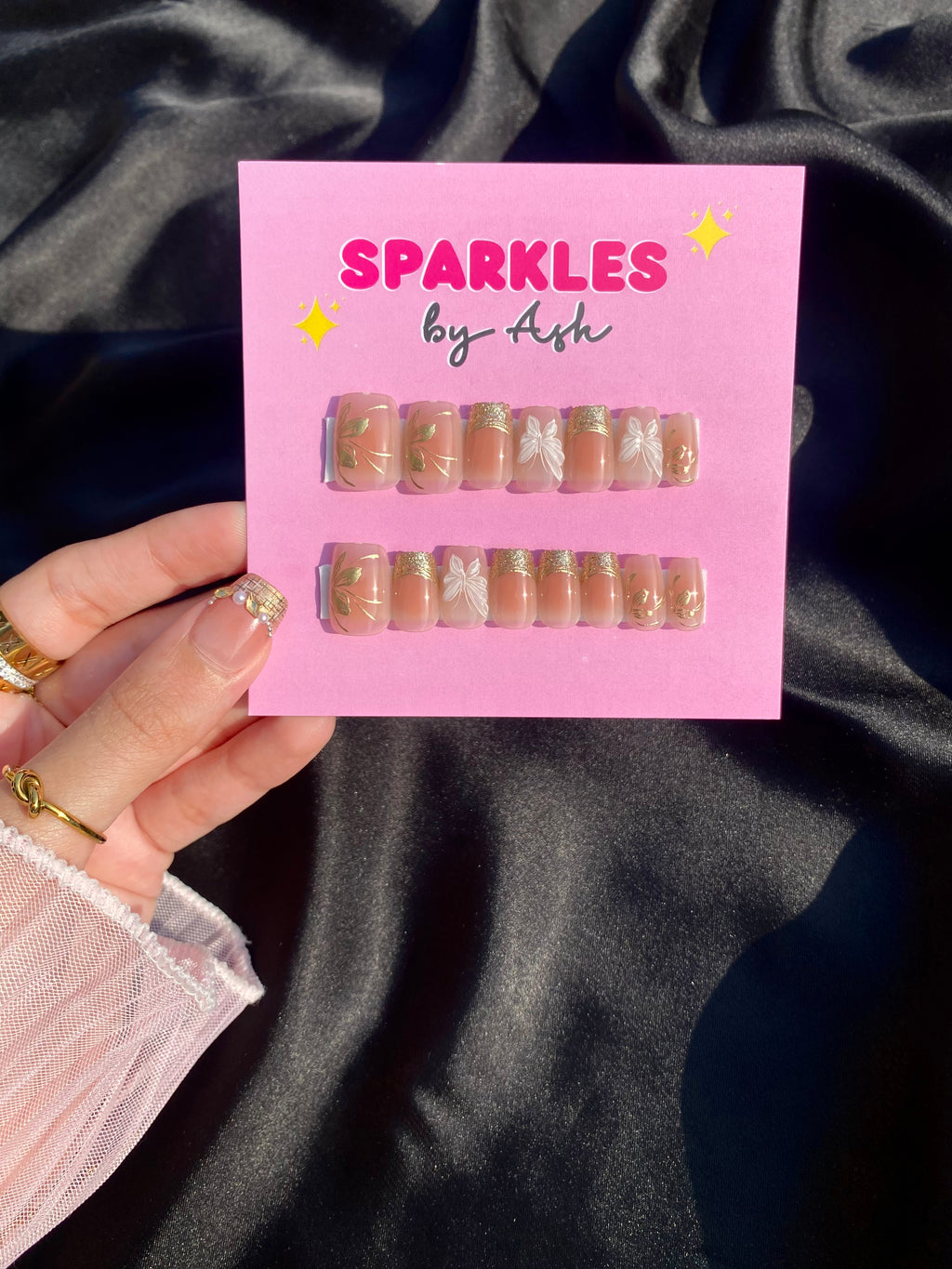 🌷Gold nude aura nails-free application kit