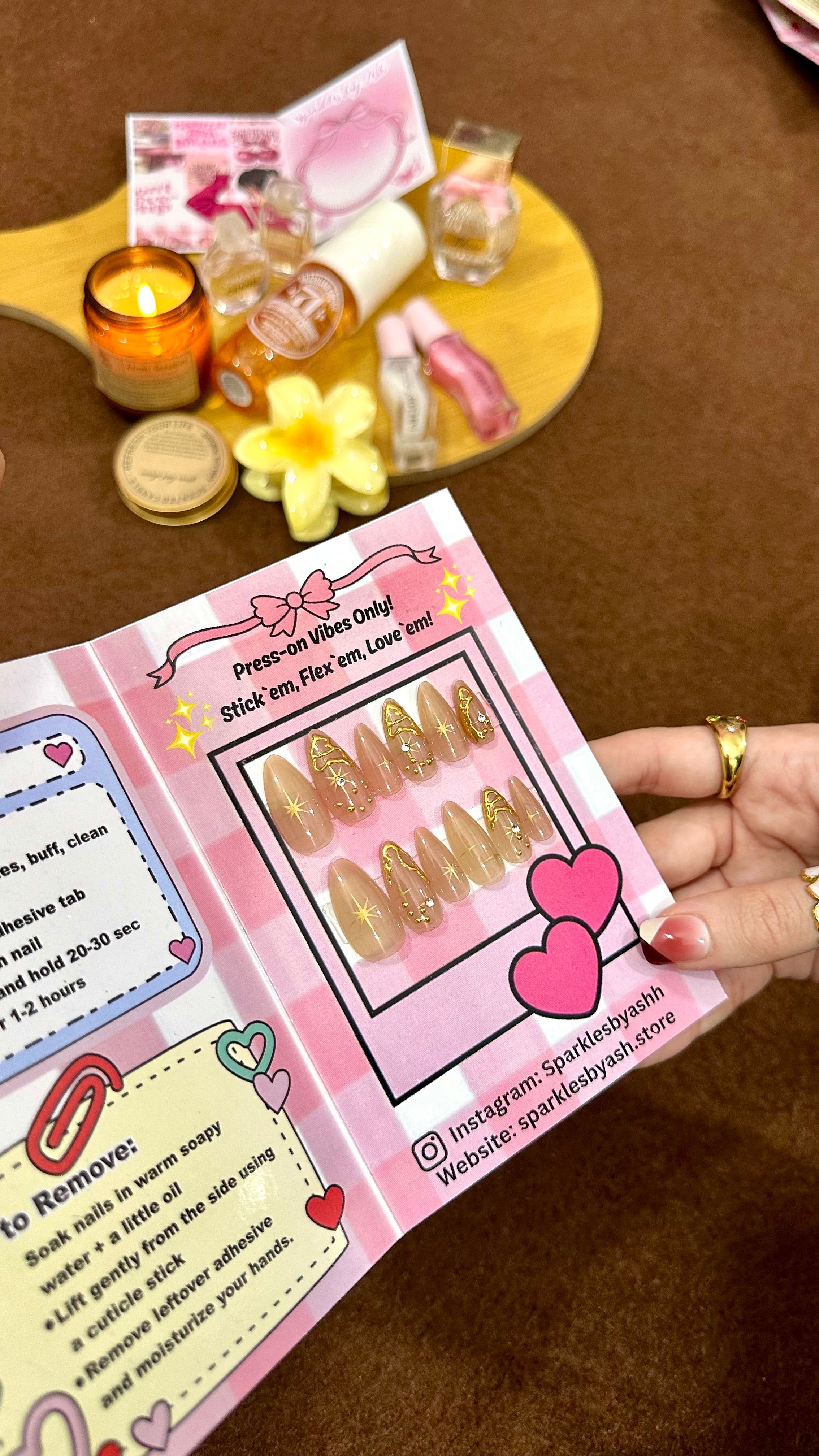 Nude gold nail set 💕