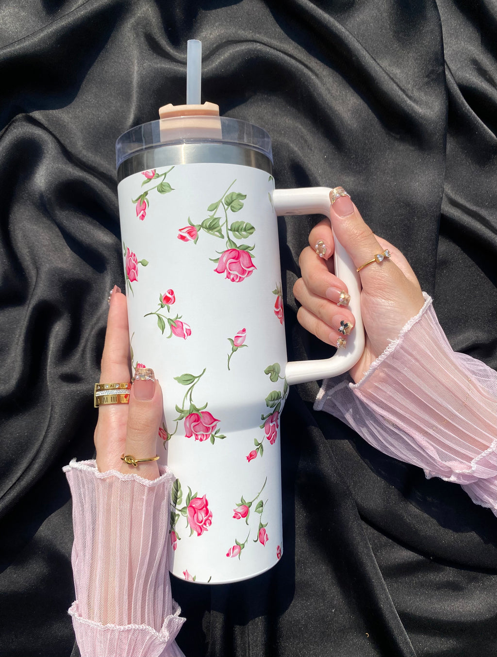 Floral tumbler 🌷