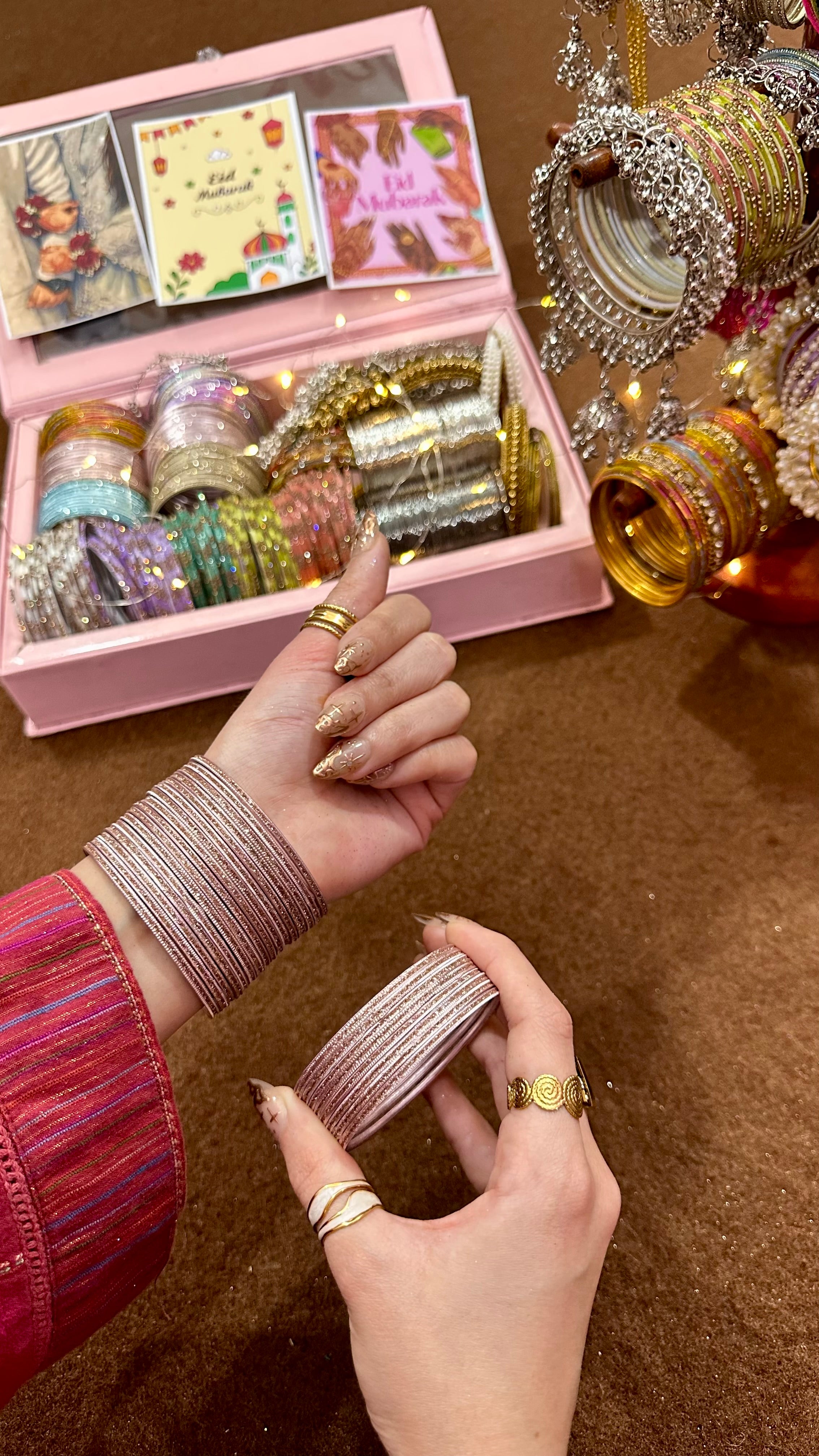 Shimmery metal bangles 💗✨