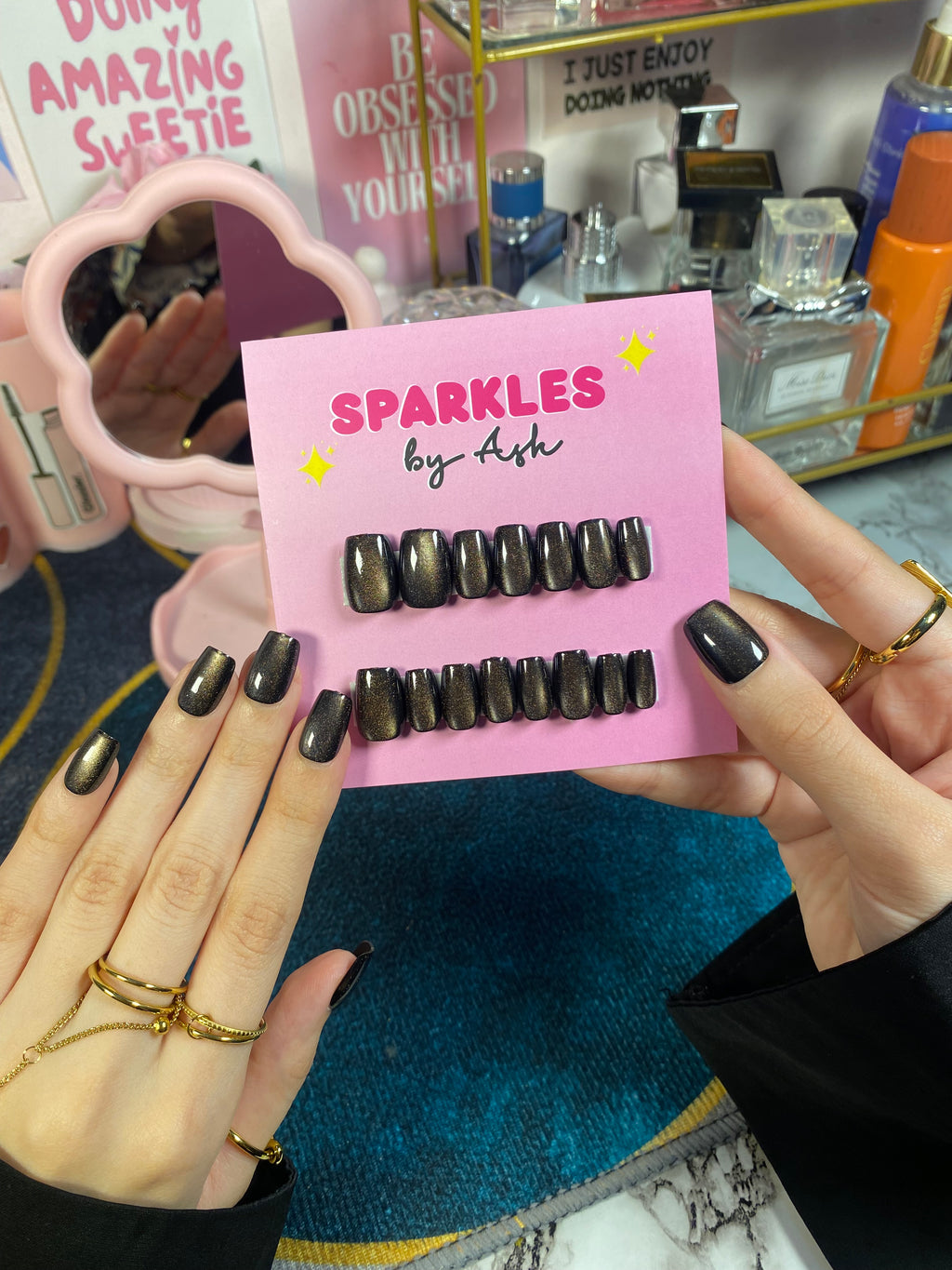 Black n copper cat eye 💅 ( free application kit )