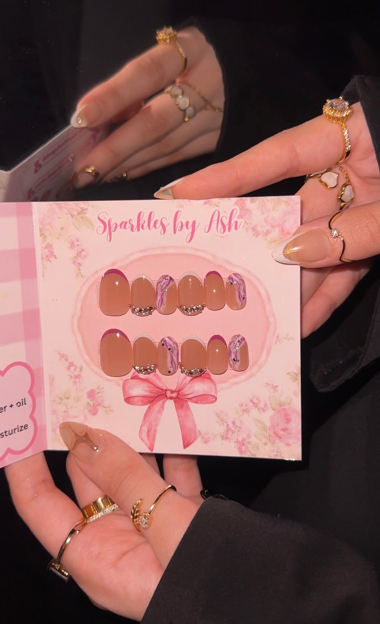 Pink blingy short length nails💗24pcs-free application kit