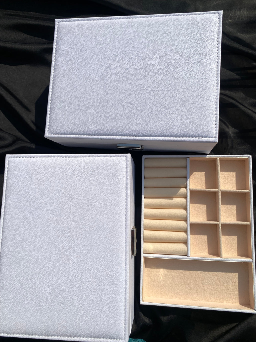 Dual-layer jewellery organiser with lock 🎀 ( white )