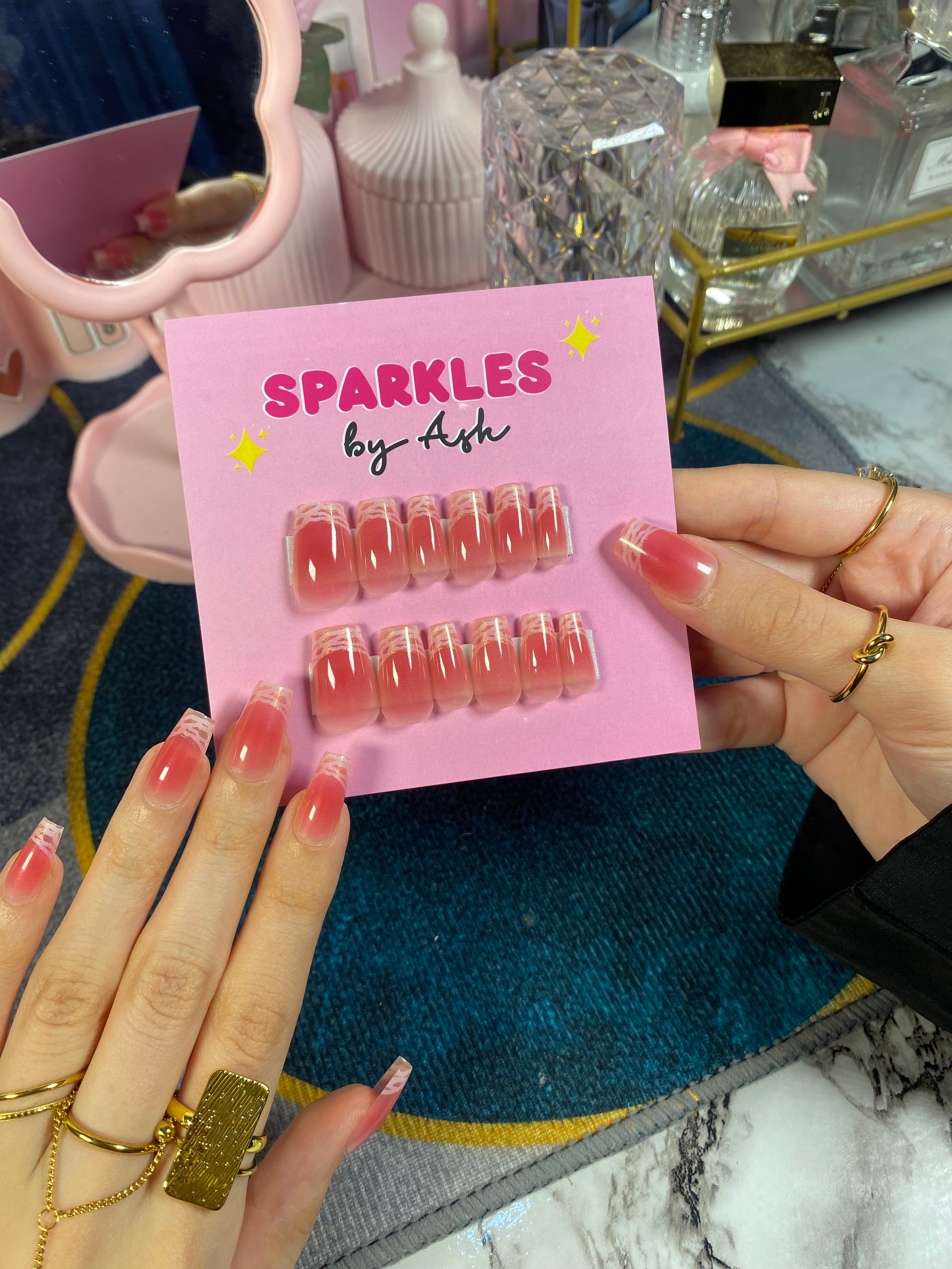 Elegant pink nails🌷( free application kit )