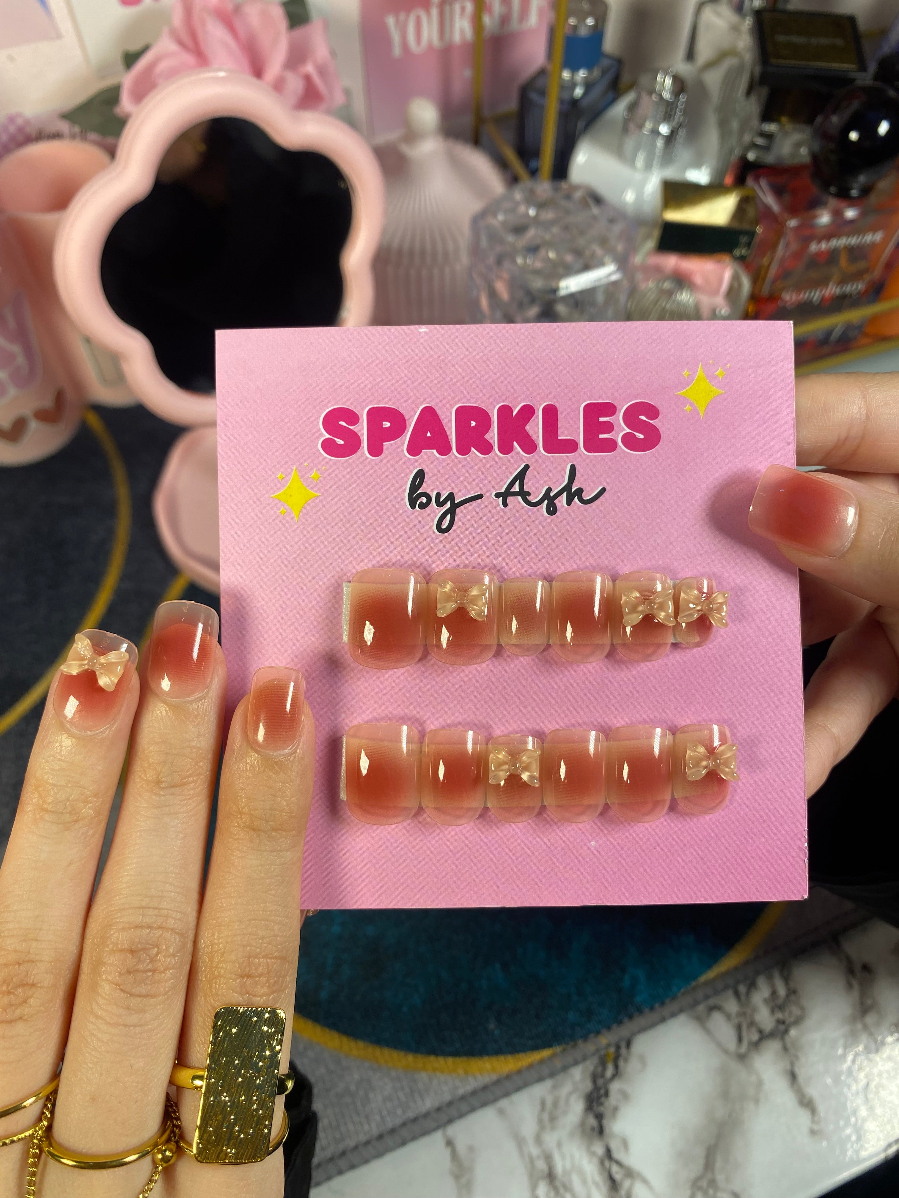 Cute bow nails 🎀(free application kit )