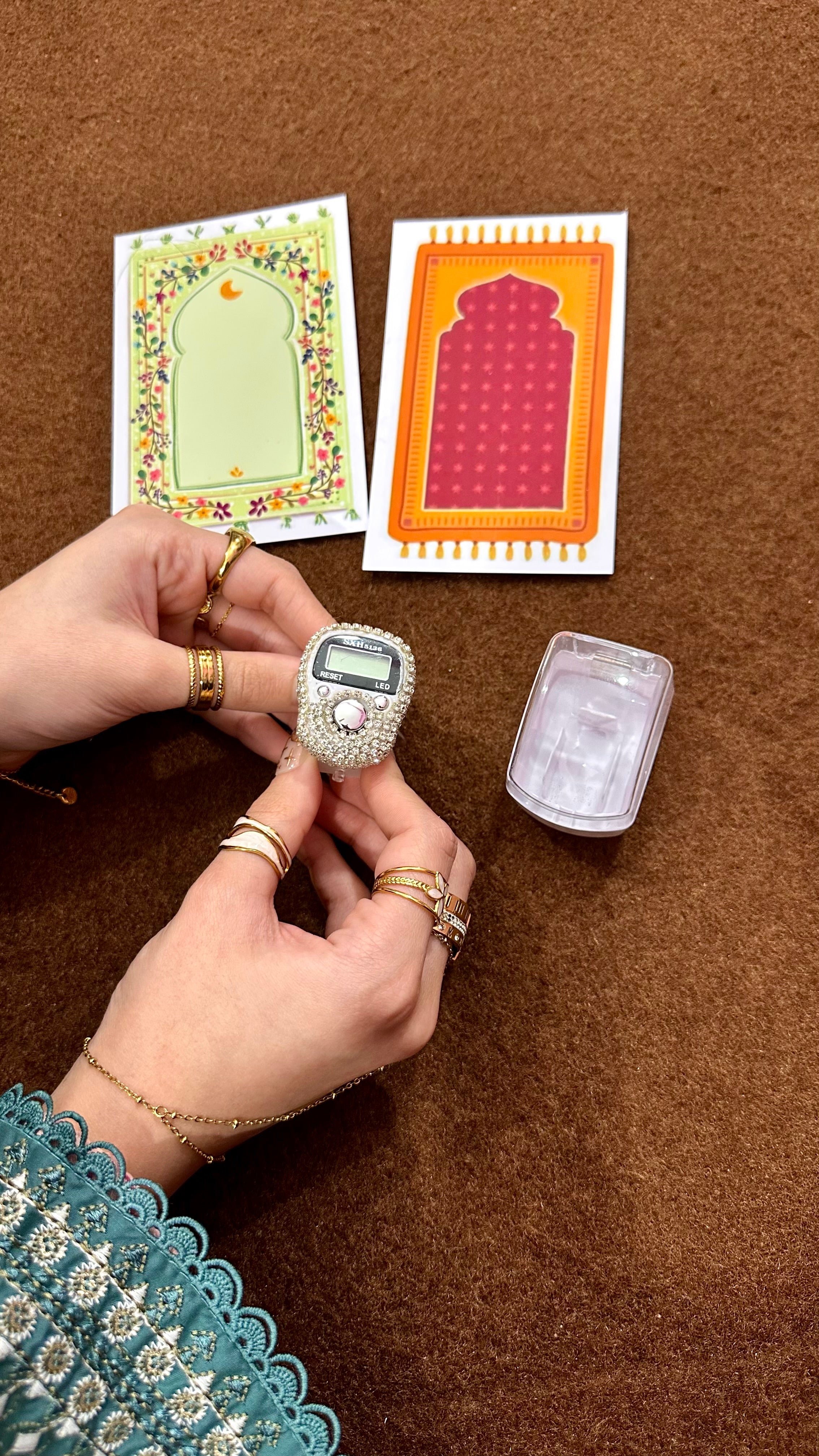 Diamond glow tasbee white✨