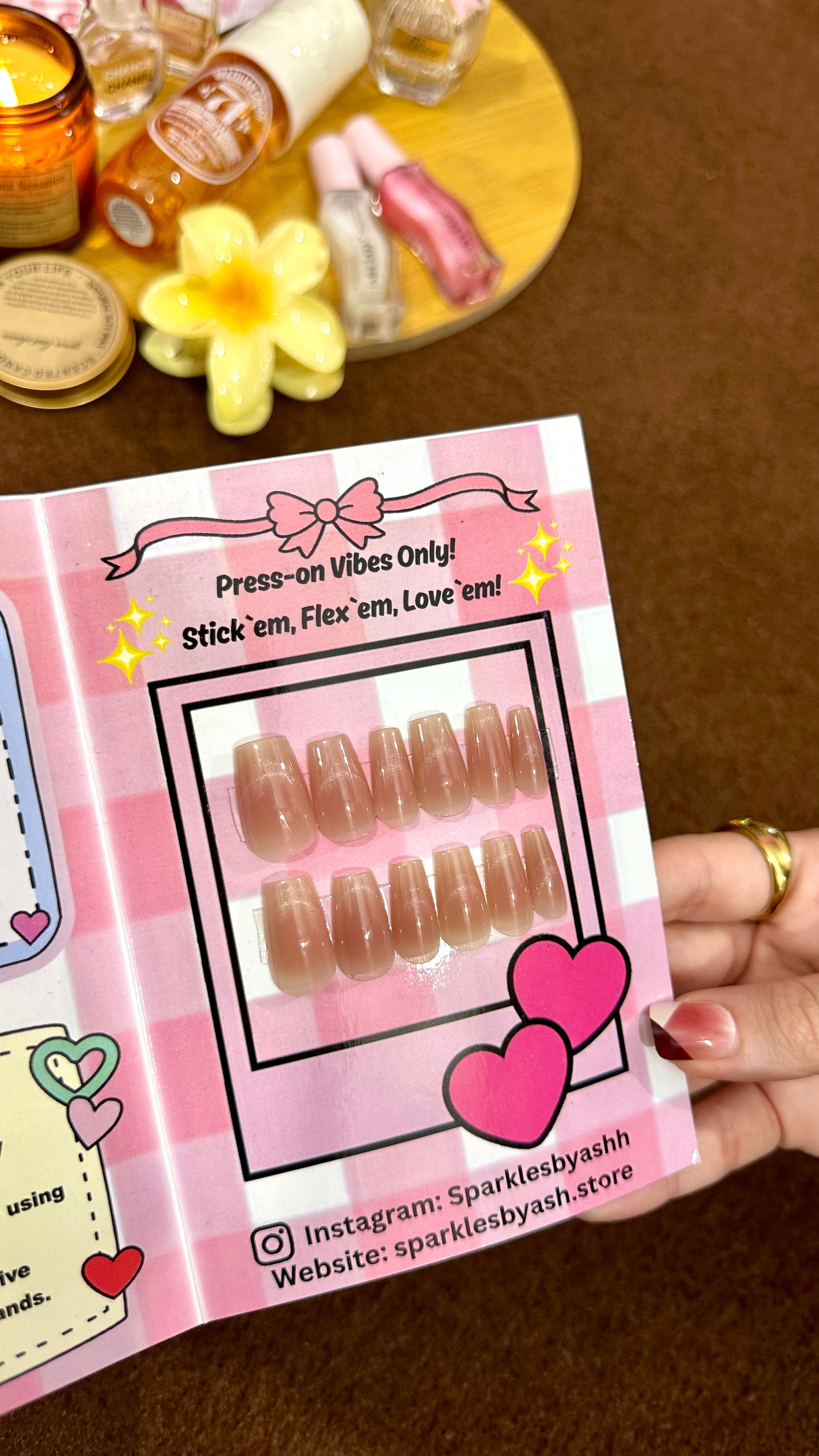 Nude cat eye nail set 💕