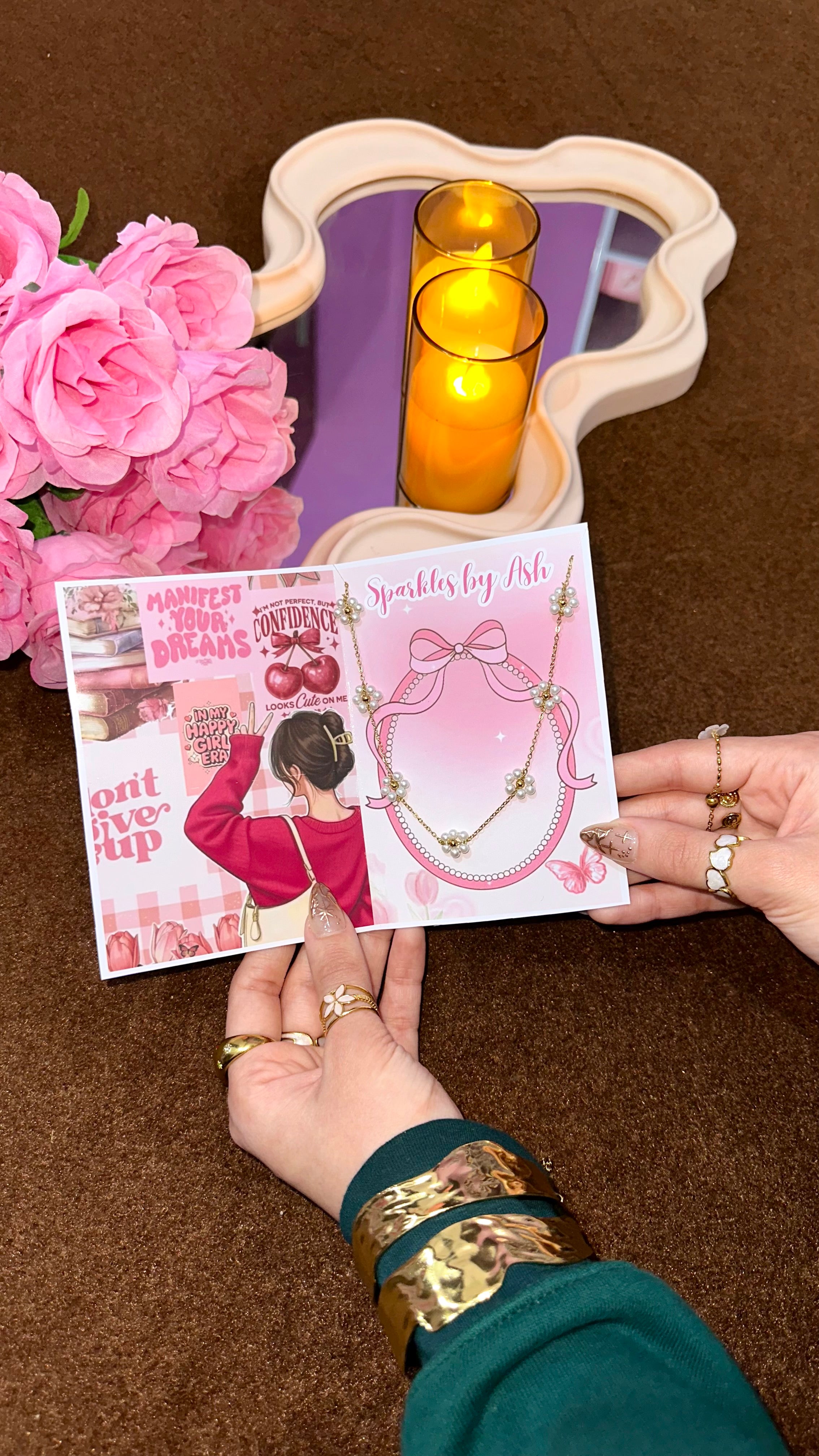 Minimal flower necklace 🌸