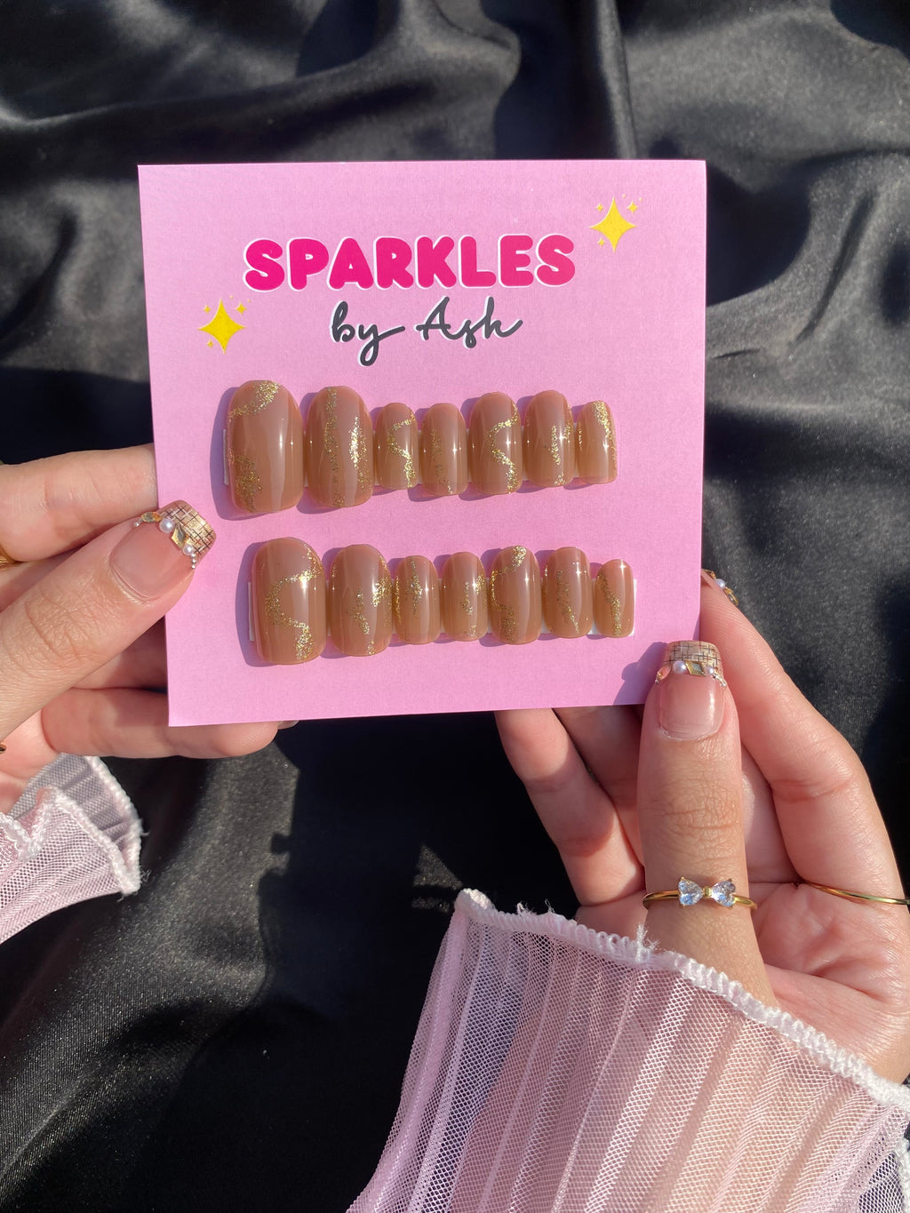 🤎Brown Shimmer nails- free application kit