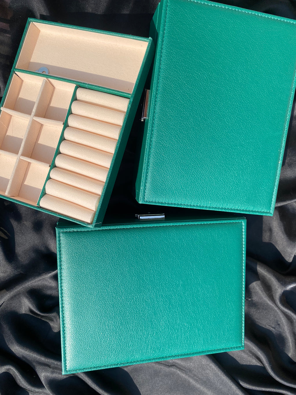 Dual - layer jewellery box with lock 🎀( green )