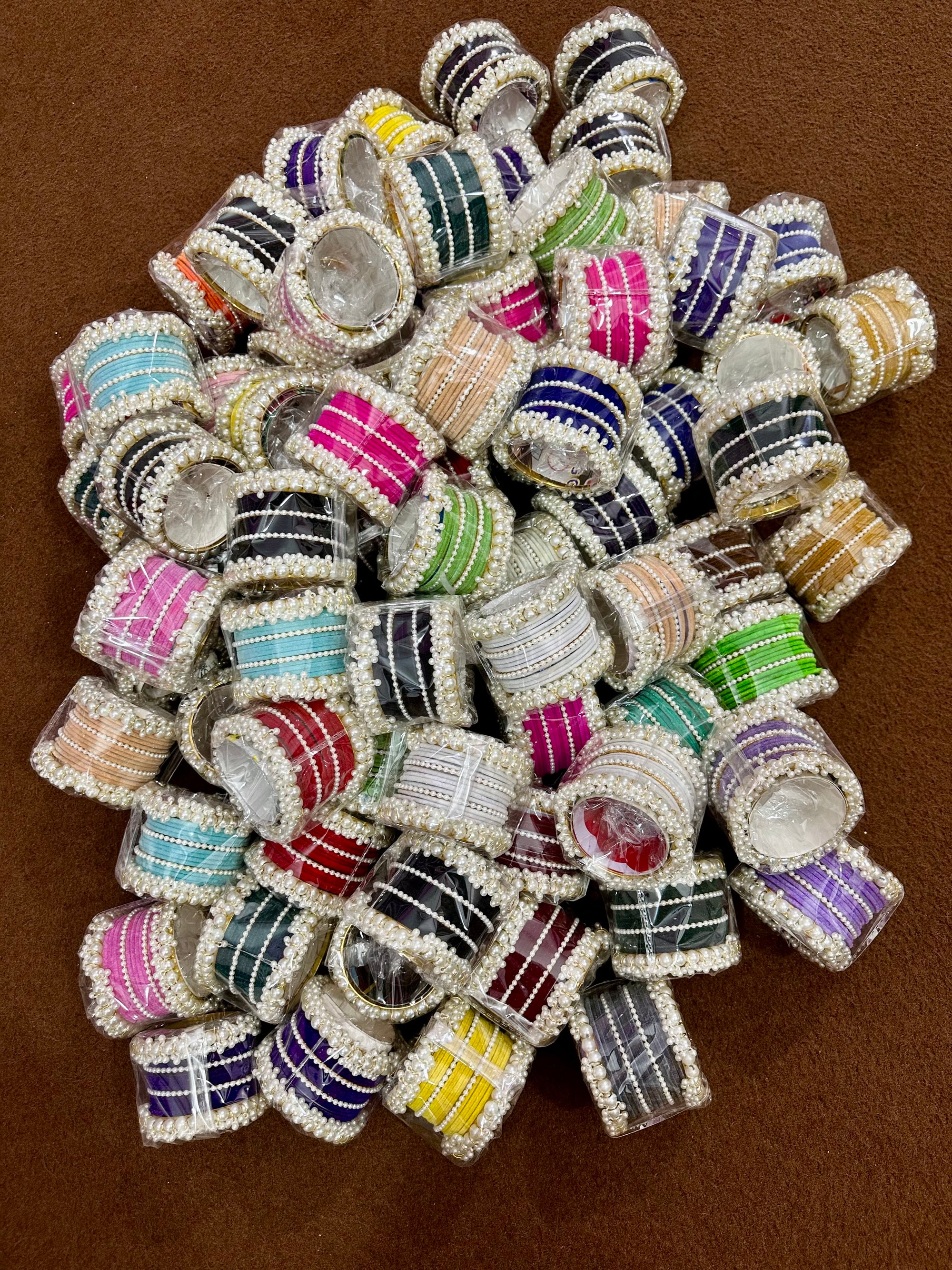 Viral gajra churi sets🌙✨2.4 size