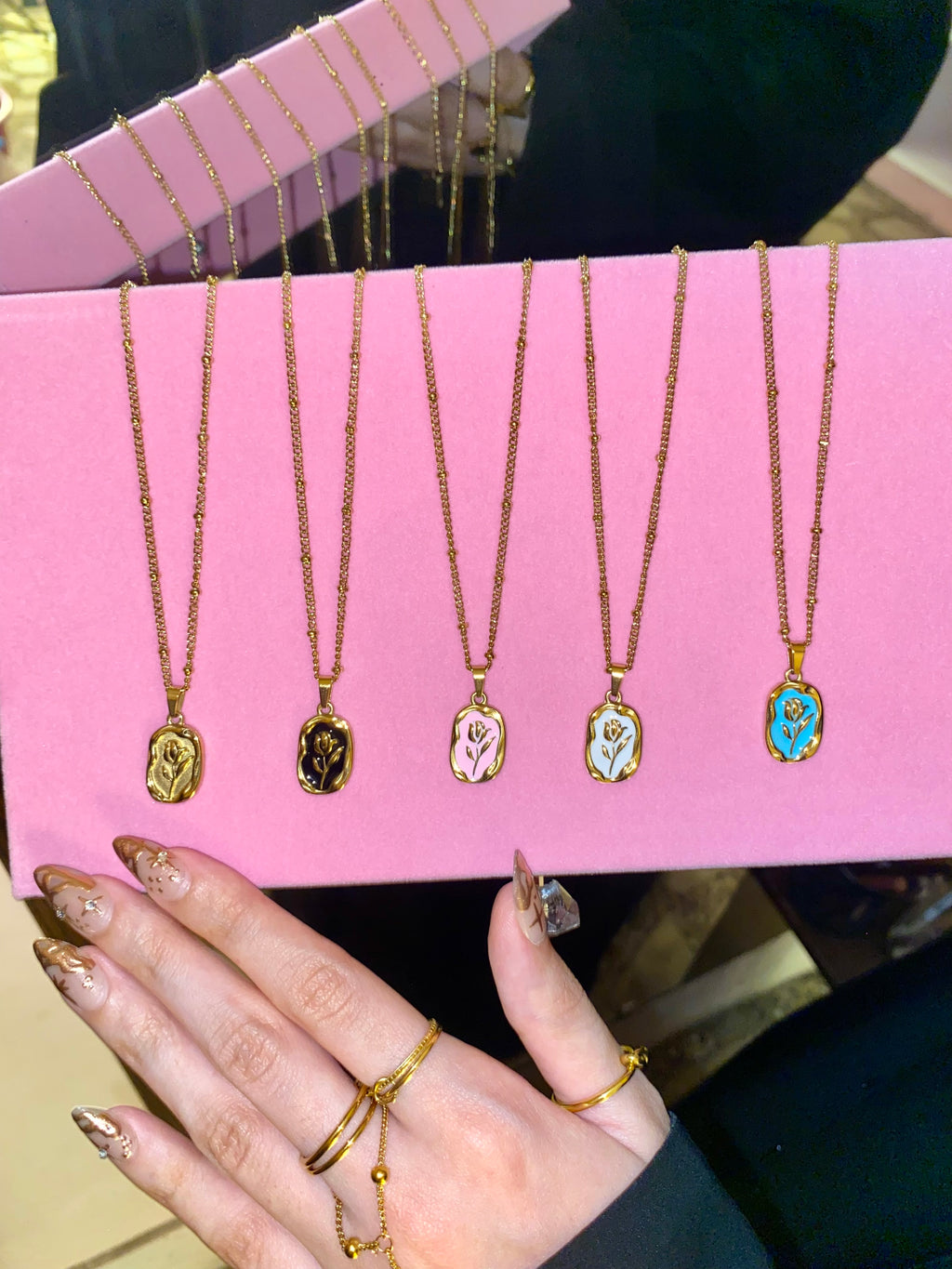 Trendy stainless steel necklaces 🎀