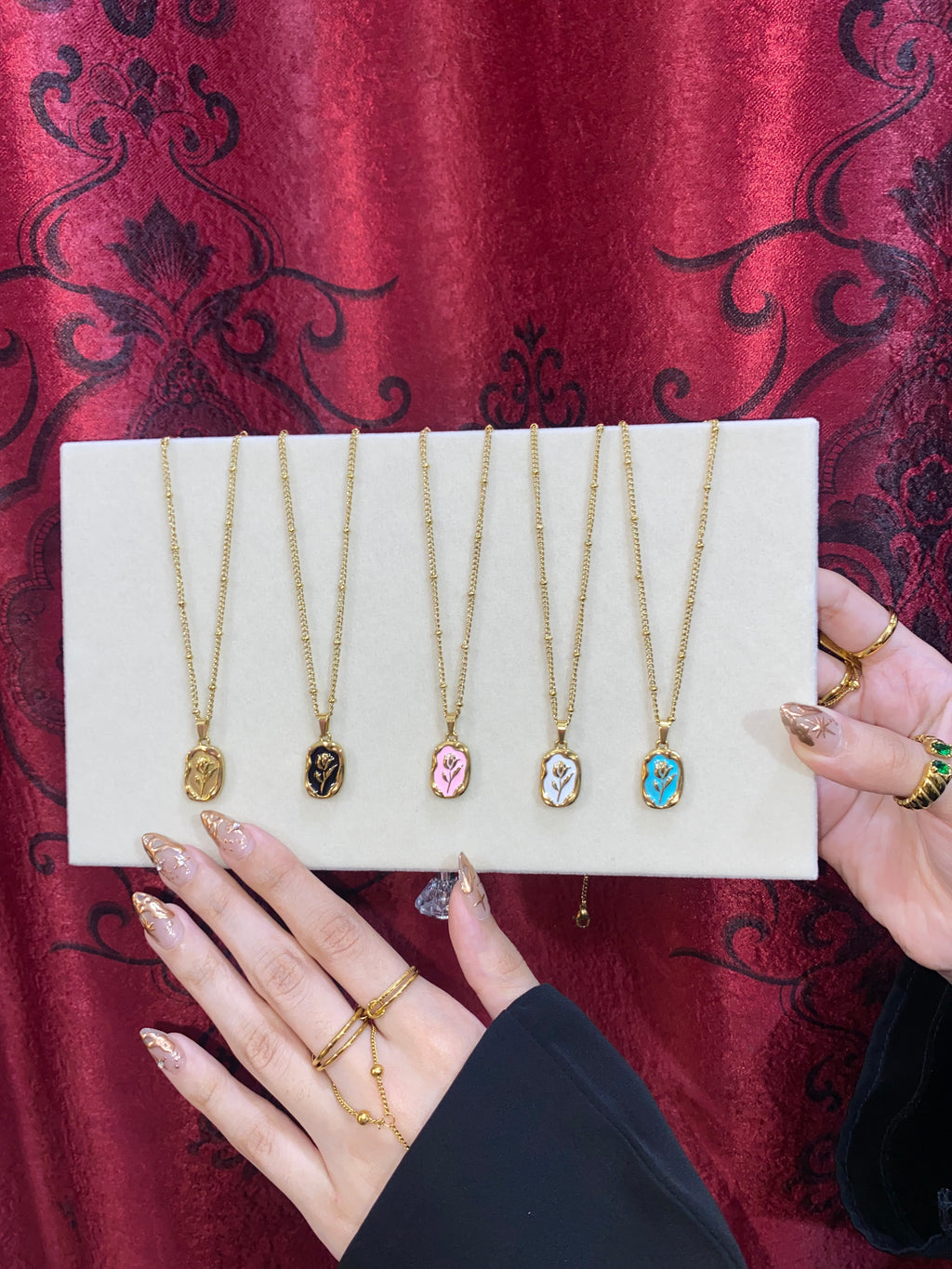 Trendy stainless steel necklaces 🎀