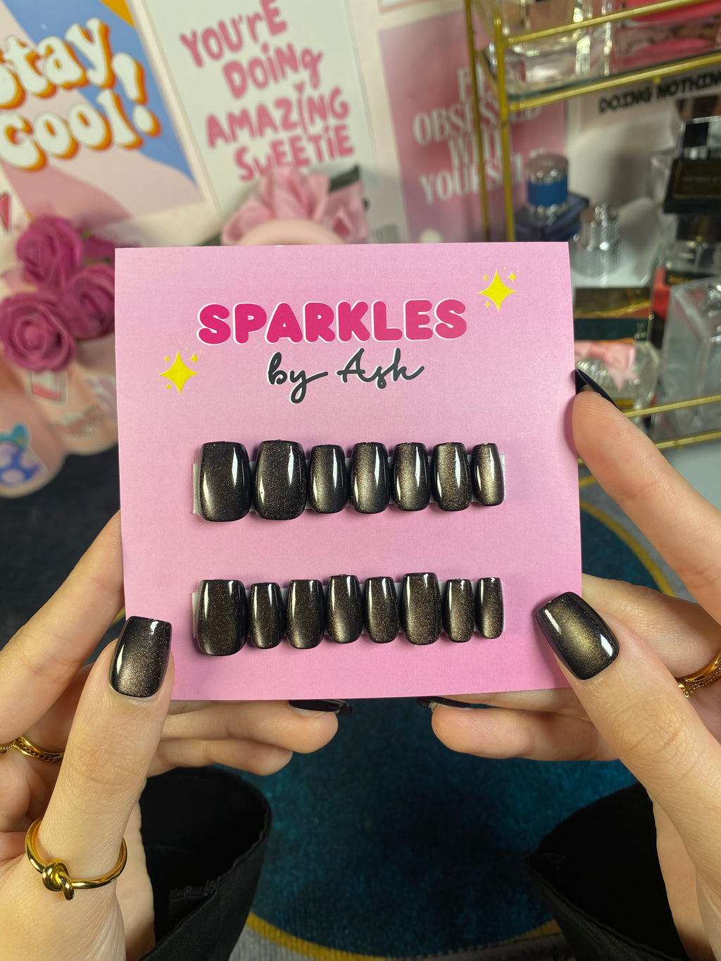 Black n copper cat eye 💅 ( free application kit )