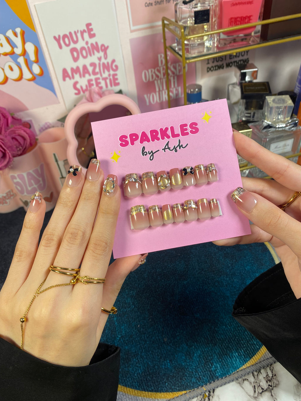 Blingy nude nails🌷(free application kit)