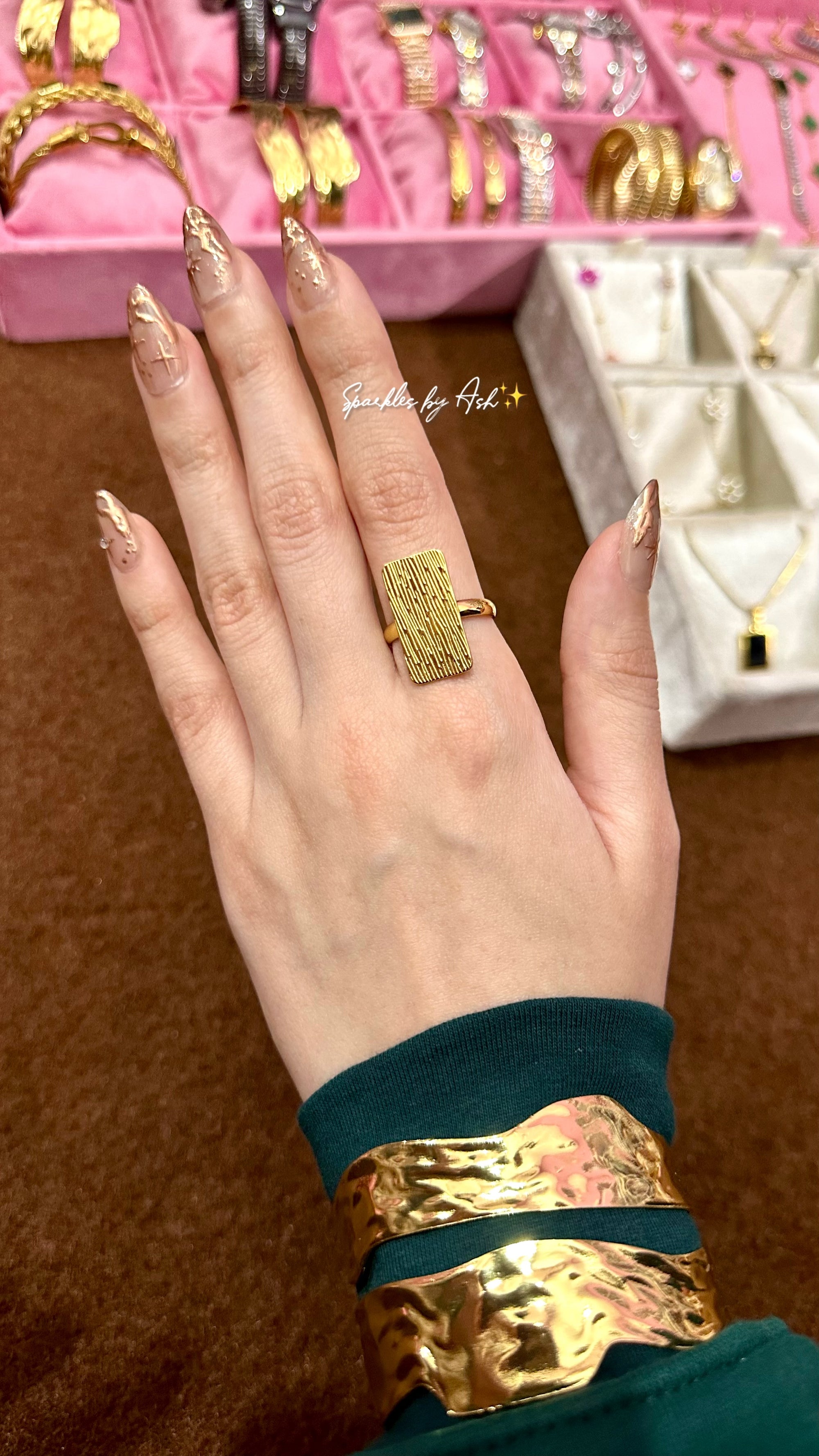 Trendy gold adjustable ring