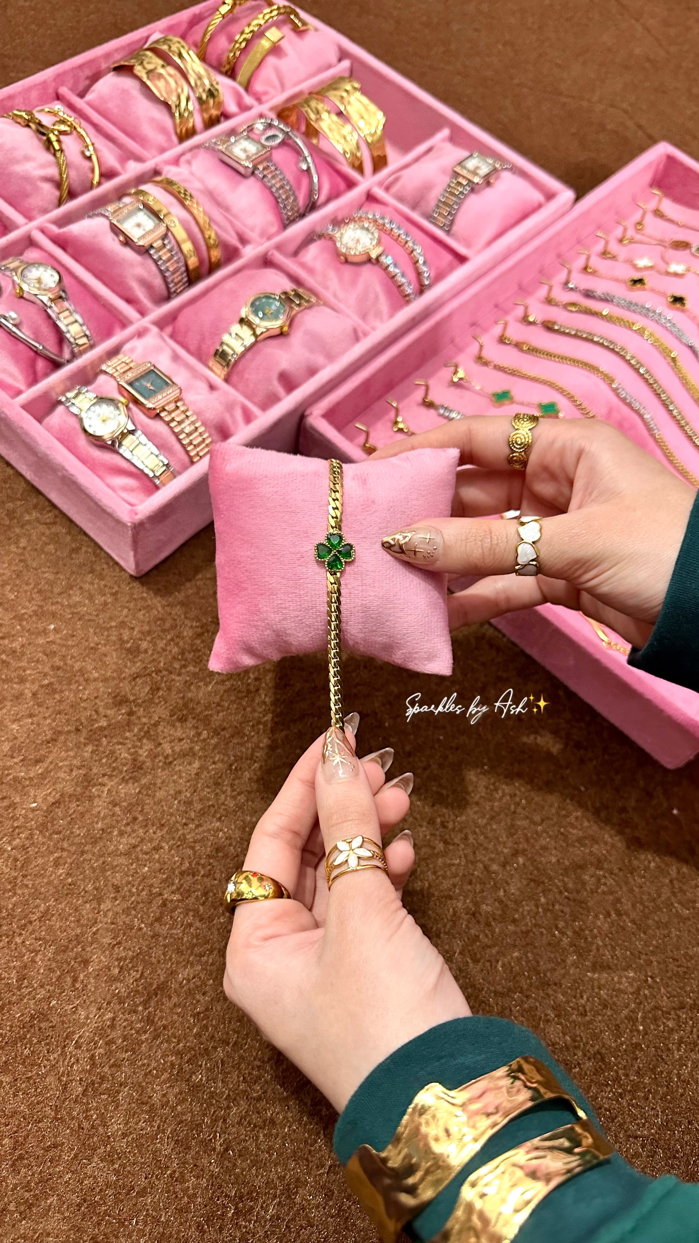 Green clover bracelet